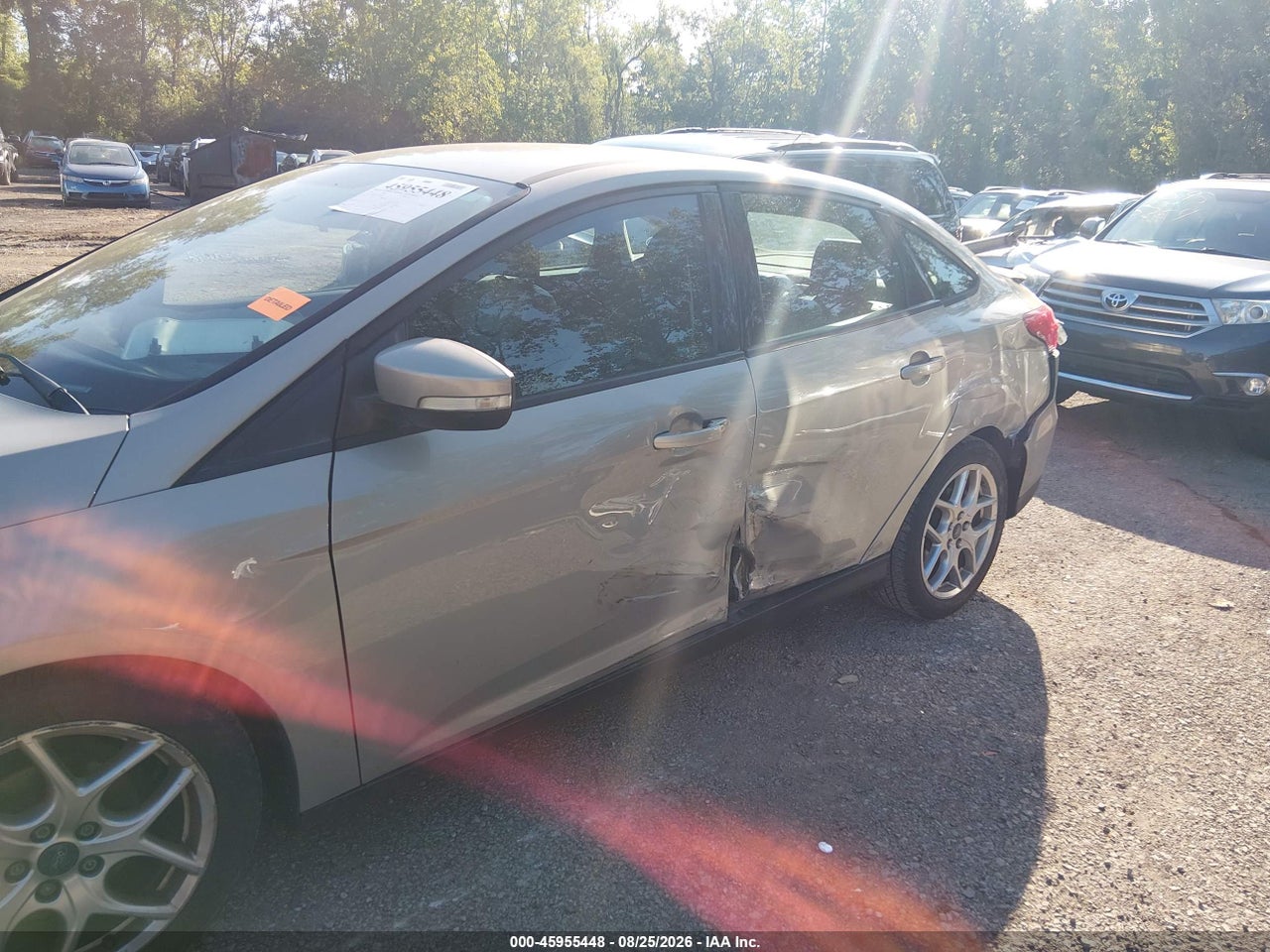 2015 FORD FOCUS SE · 6/11