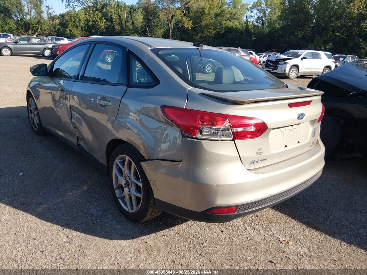 2015 FORD FOCUS SE · 3/11