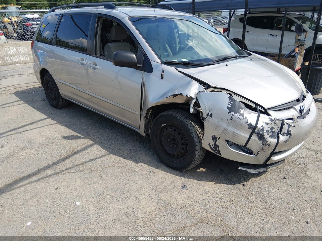 2008 TOYOTA SIENNA LE