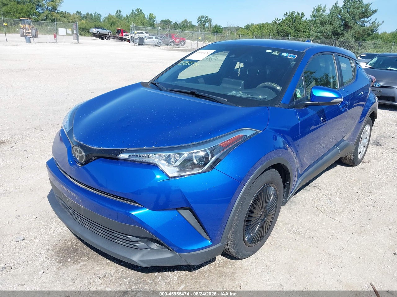 2019 TOYOTA C-HR LE · 2/11
