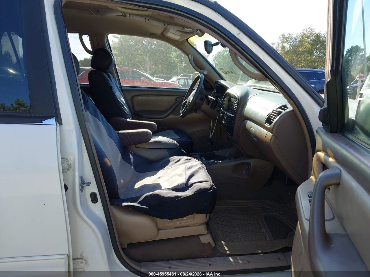 2002 TOYOTA SEQUOIA SR5 V8 · 5/11