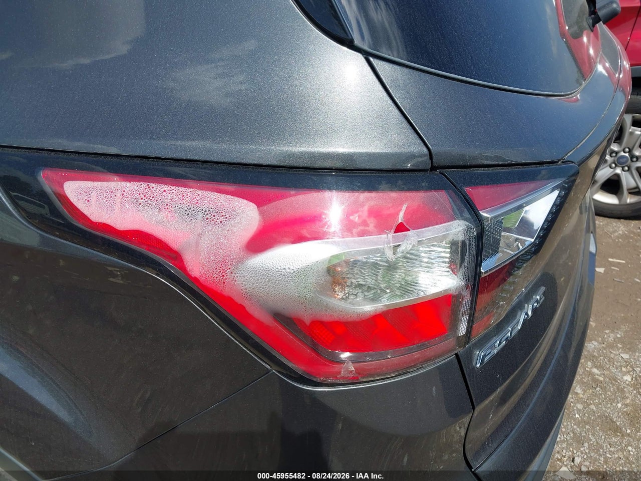 2017 FORD ESCAPE SE · 6/10