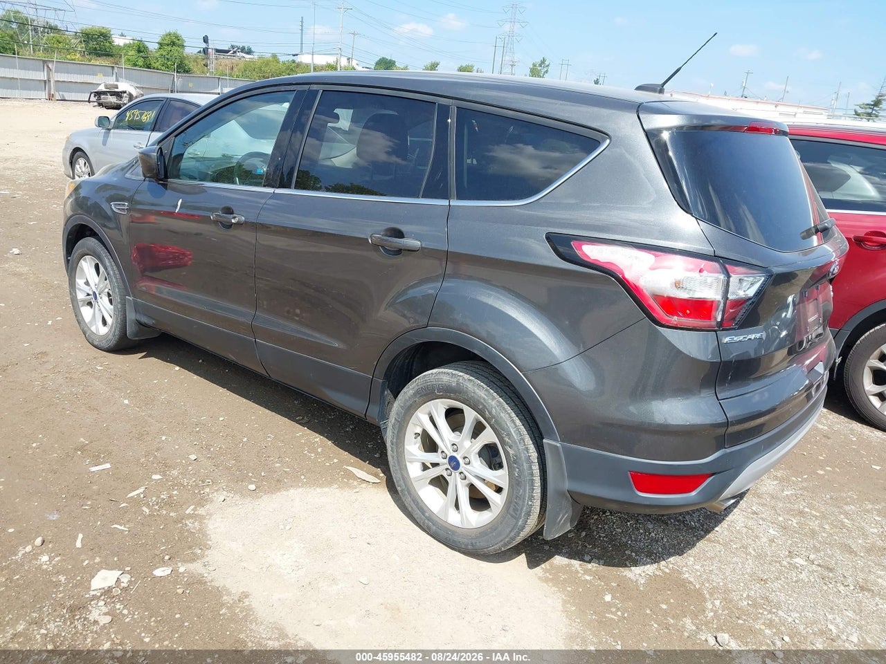 2017 FORD ESCAPE SE · 3/10
