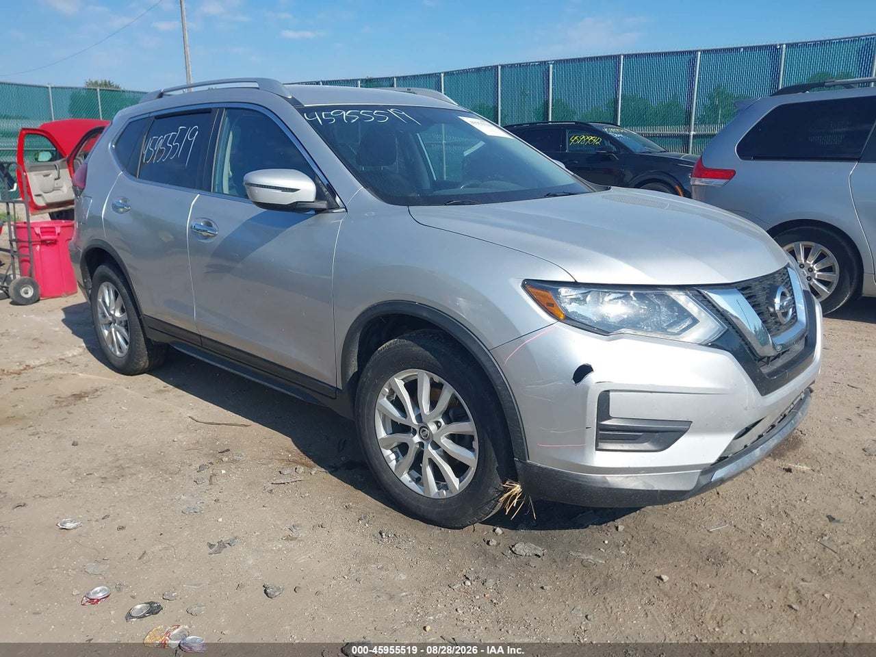 2017 NISSAN ROGUE SV