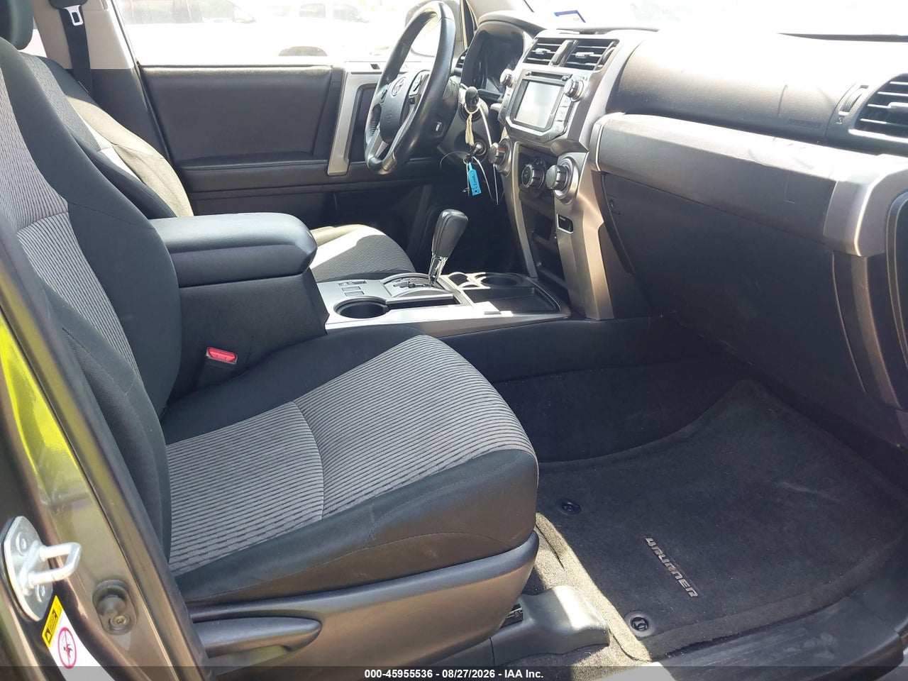 2014 TOYOTA 4RUNNER SR5 · 5/11