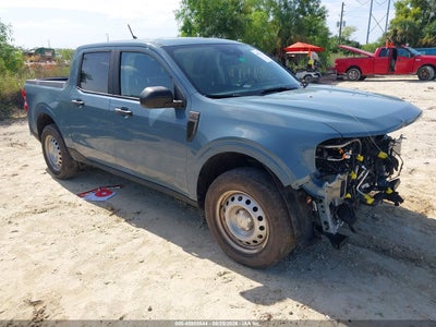 3FTTW8E9XNR****** · 2022 FORD MAVERICK XL