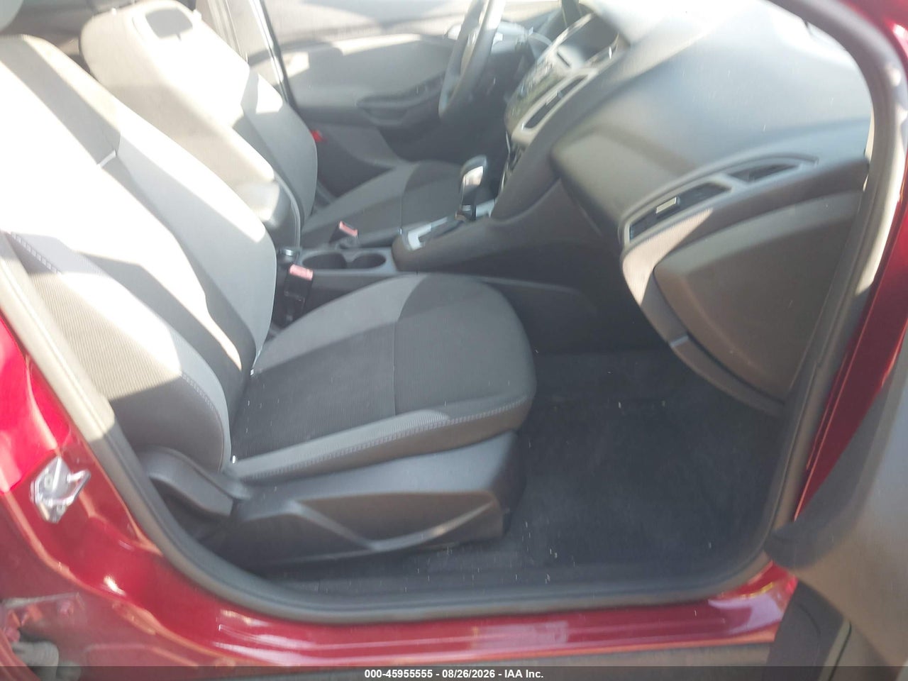 2013 FORD FOCUS SE · 5/11