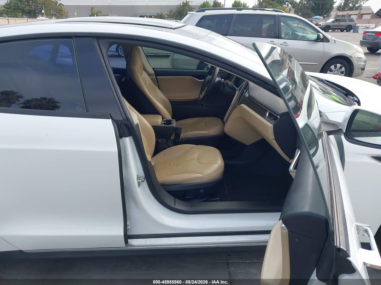 2013 TESLA MODEL S   · 5/11