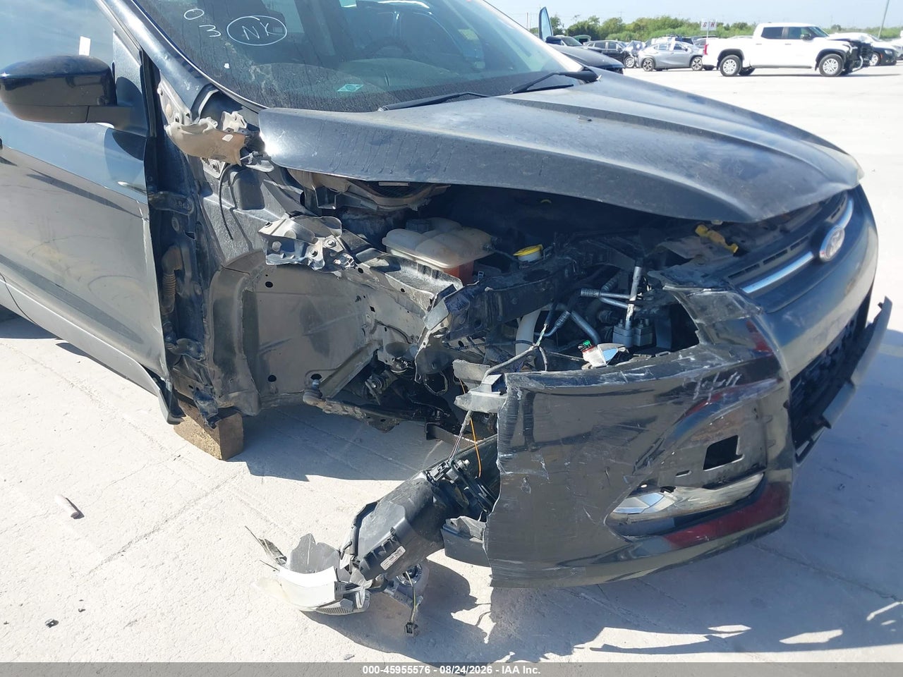 2016 FORD ESCAPE SE · 6/10