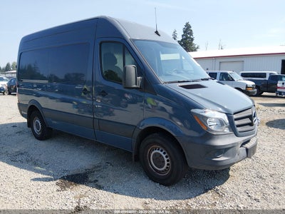 WD3PE7CD9JP****** · 2018 MERCEDES-BENZ SPRINTER 2500 STANDARD ROOF V6