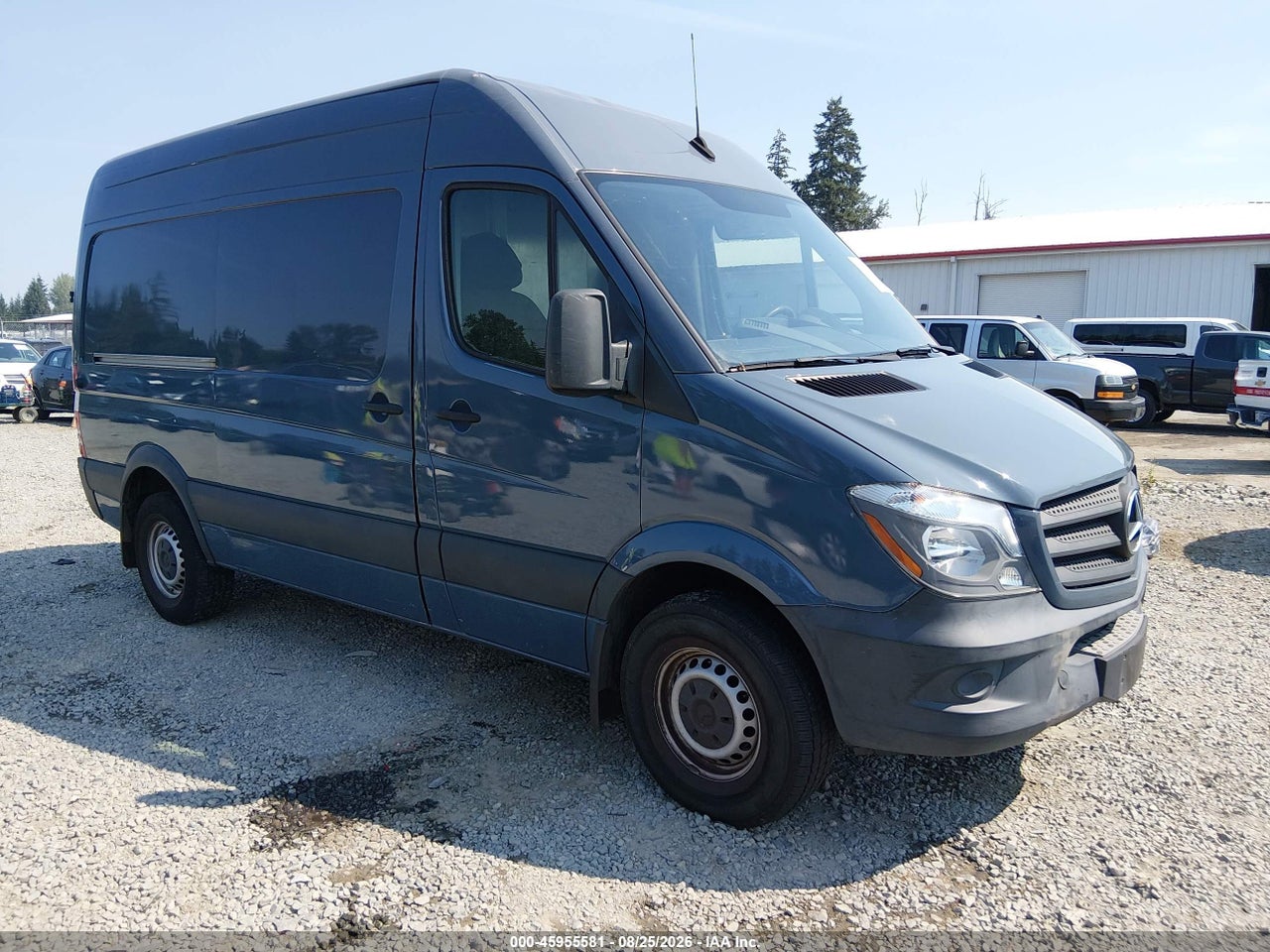 WD3PE7CD9JP****** · 2018 MERCEDES-BENZ SPRINTER 2500 STANDARD ROOF V6