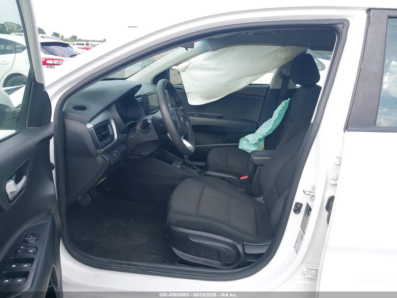 2019 KIA RIO S · 5/11