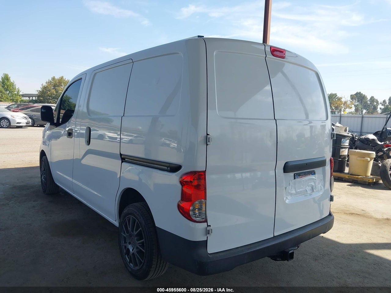 2015 NISSAN NV200 2.5S/2.5SV · 3/11
