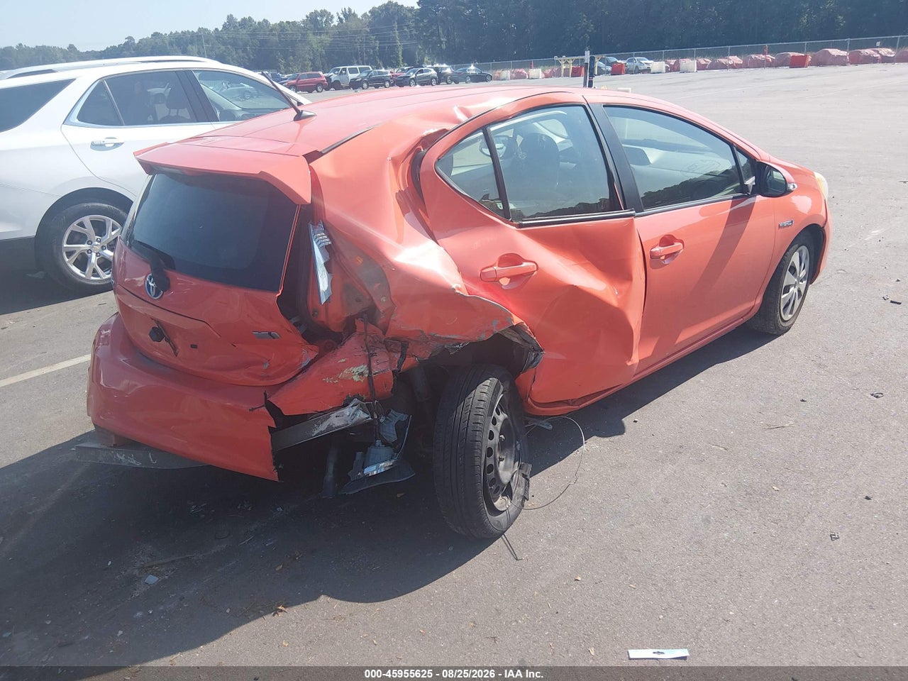 2014 TOYOTA PRIUS C TWO · 4/11