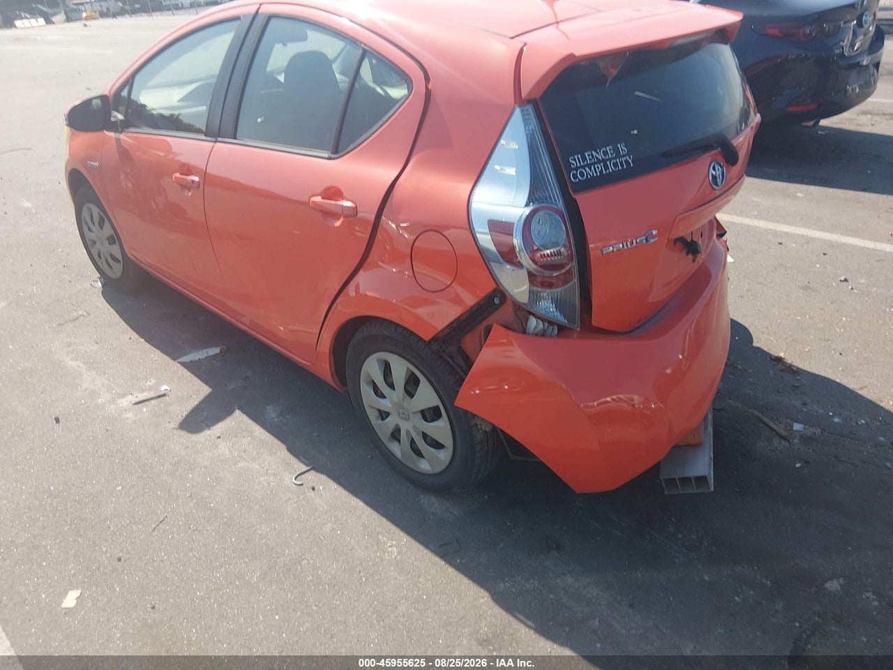 2014 TOYOTA PRIUS C TWO · 3/11