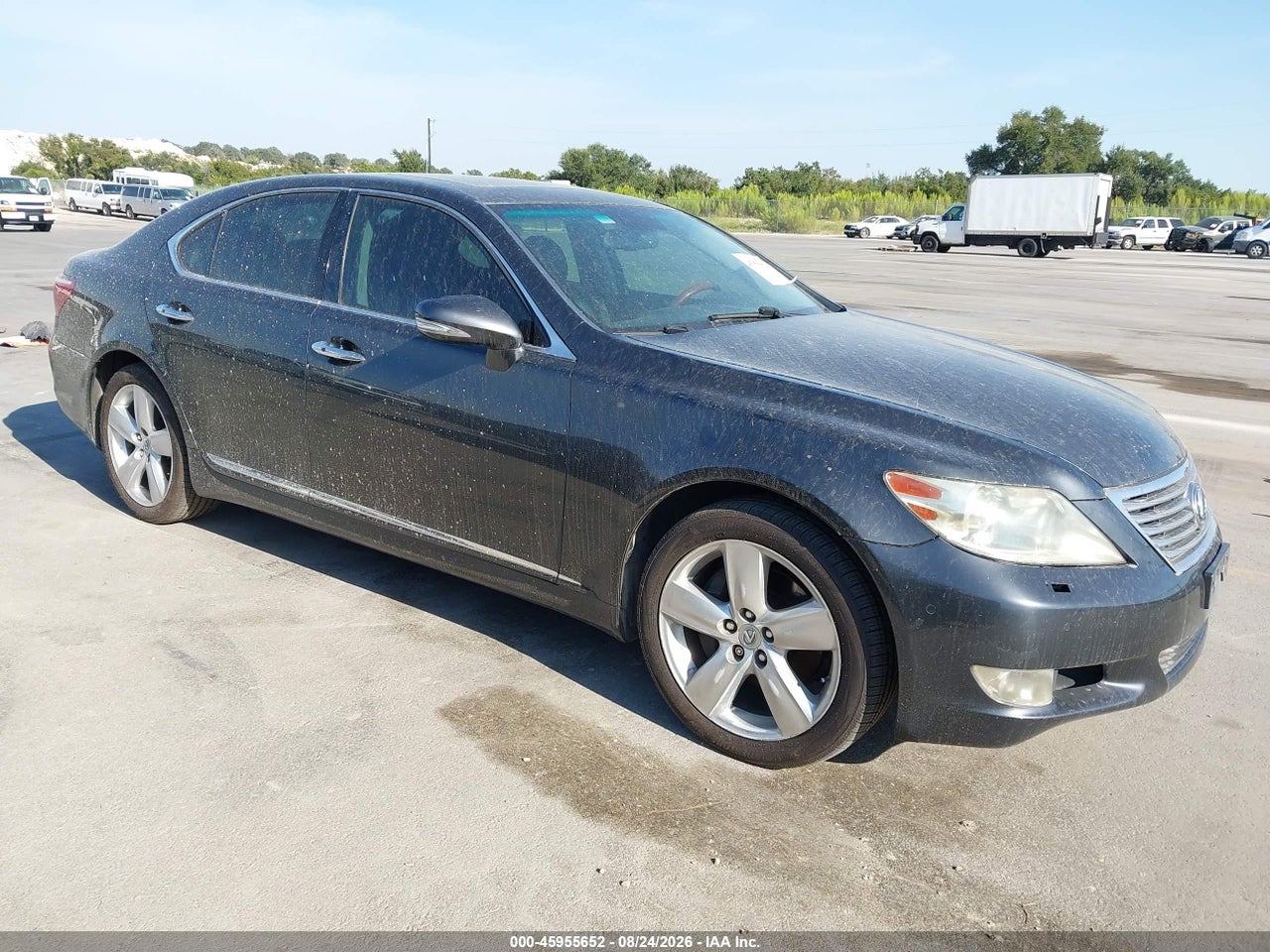 JTHBL5EF1A5****** · 2010 LEXUS LS 460