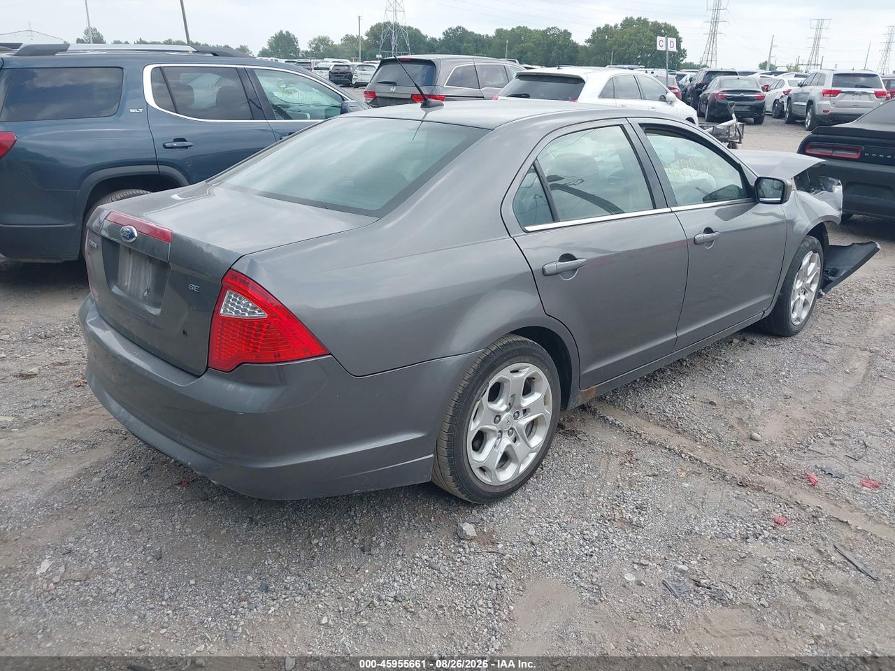 2011 FORD FUSION SE · 4/11