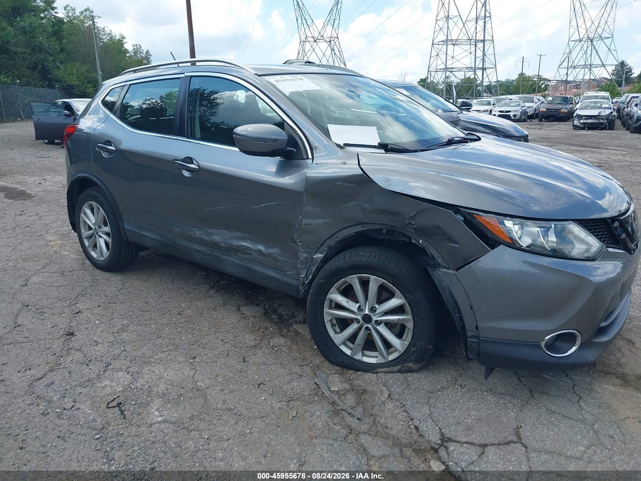 JN1BJ1CR1KW****** · 2019 NISSAN ROGUE SPORT SV