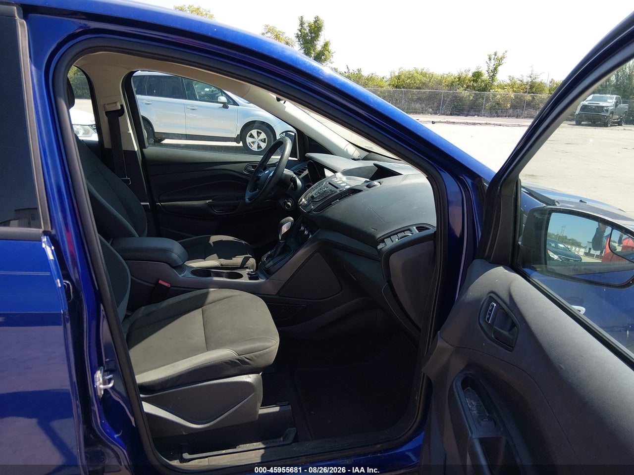 2016 FORD ESCAPE S · 5/7
