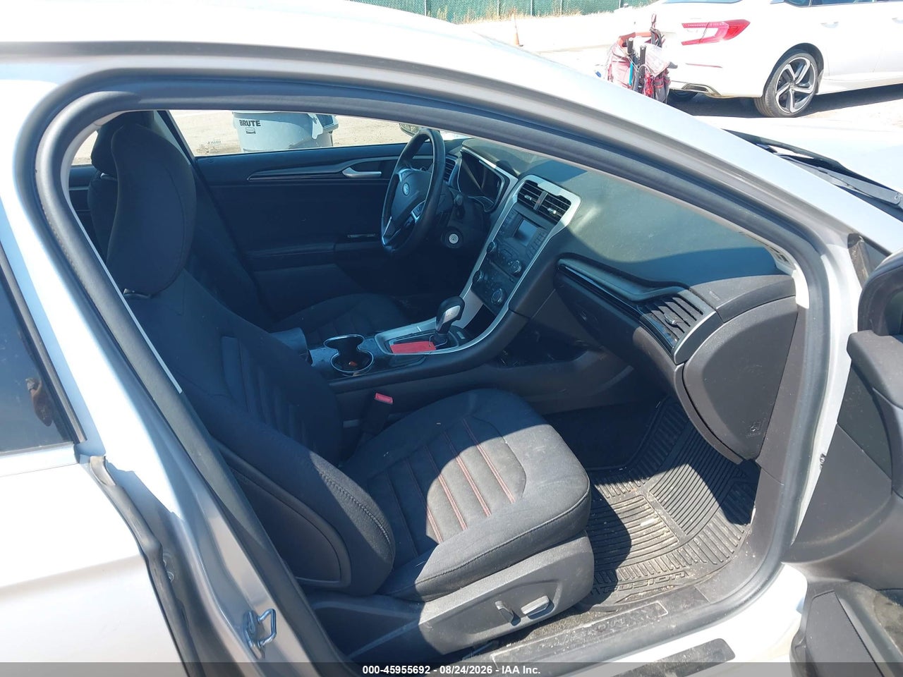 2016 FORD FUSION SE · 5/11