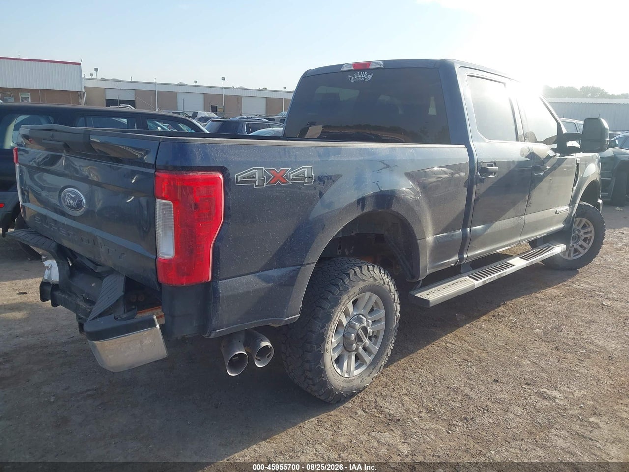 2017 FORD F-250 XLT · 4/11