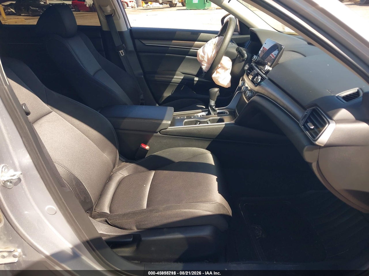 2021 HONDA ACCORD LX · 5/11