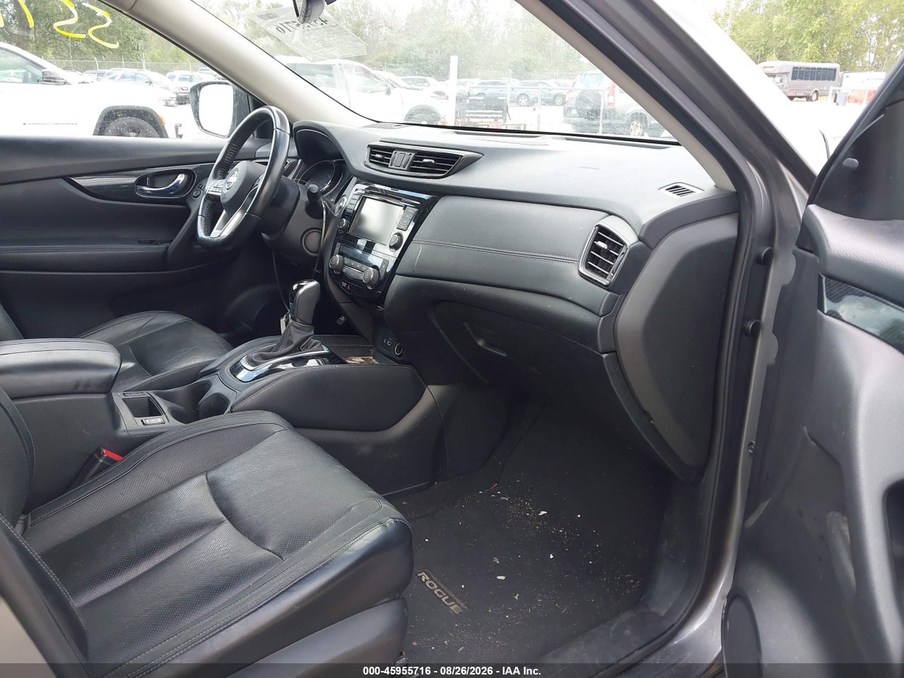 2018 NISSAN ROGUE SL · 5/11