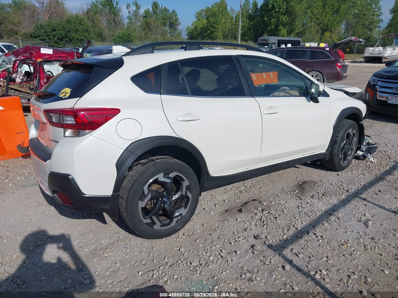 2023 SUBARU CROSSTREK LIMITED · 4/10