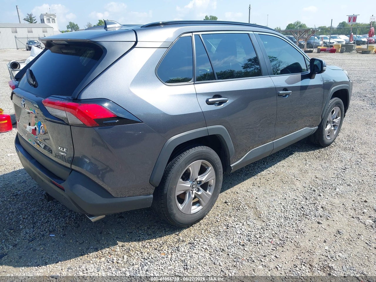 2024 TOYOTA RAV4 XLE · 4/11
