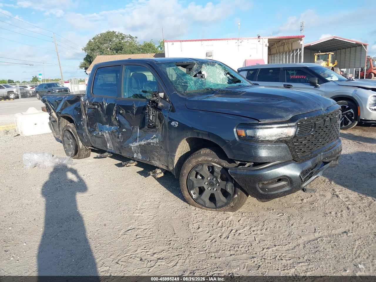 1C6SRFGT1TN****** · 2026 RAM 1500 EXPRESS  4X4 5'7 BOX
