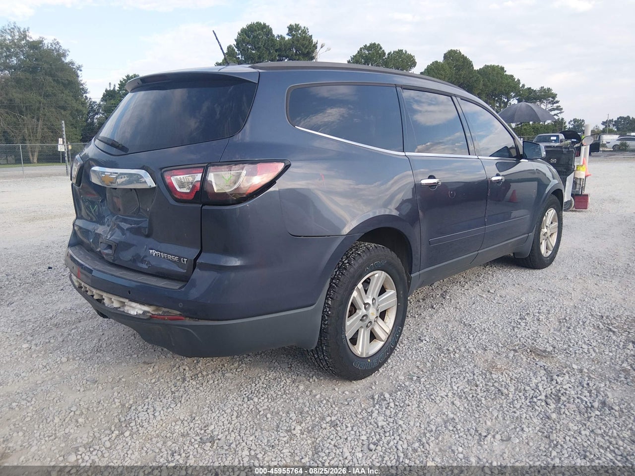 2013 CHEVROLET TRAVERSE LT · 4/11
