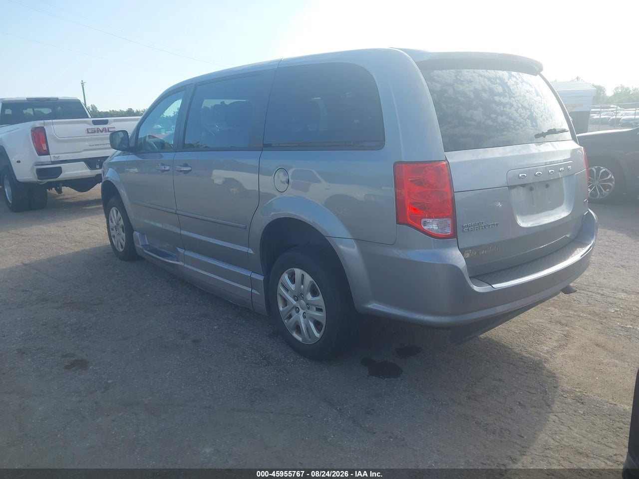 2017 DODGE GRAND CARAVAN SE · 3/11