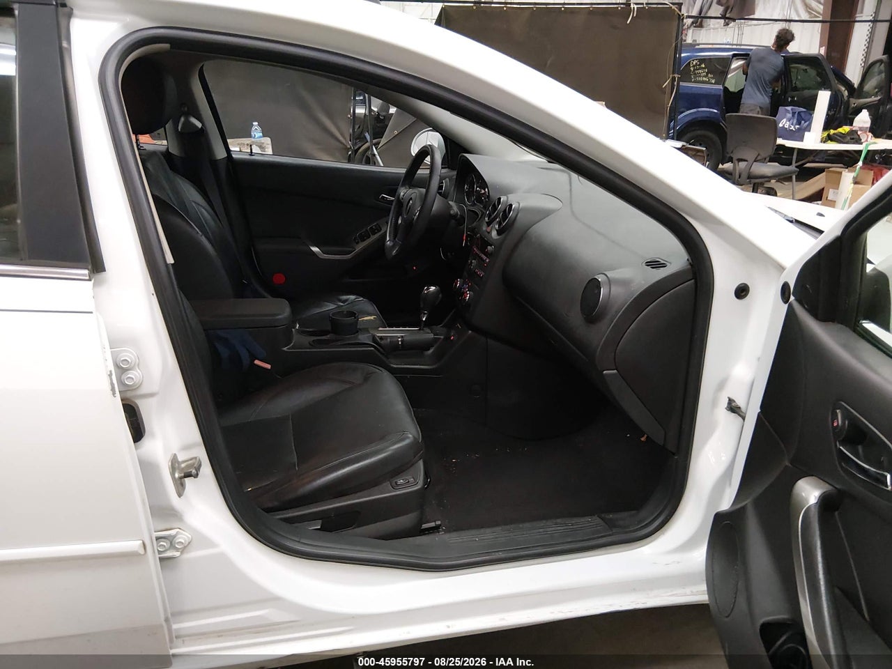2010 PONTIAC G6 · 5/11