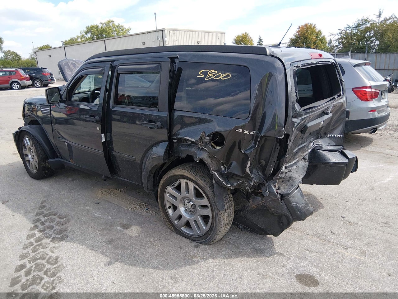 2010 DODGE NITRO HEAT · 3/10