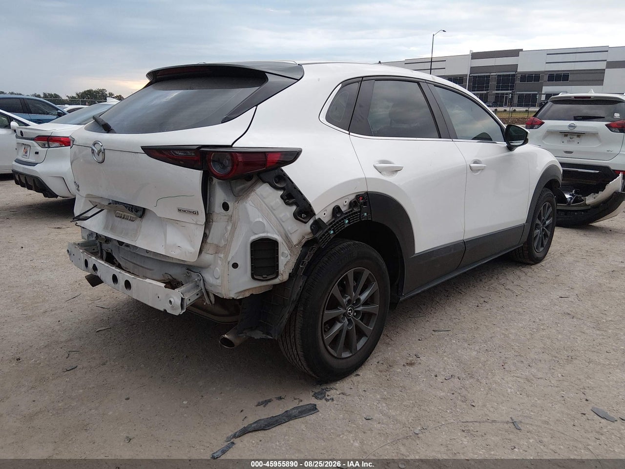 2022 MAZDA CX-30 2.5 S · 4/10