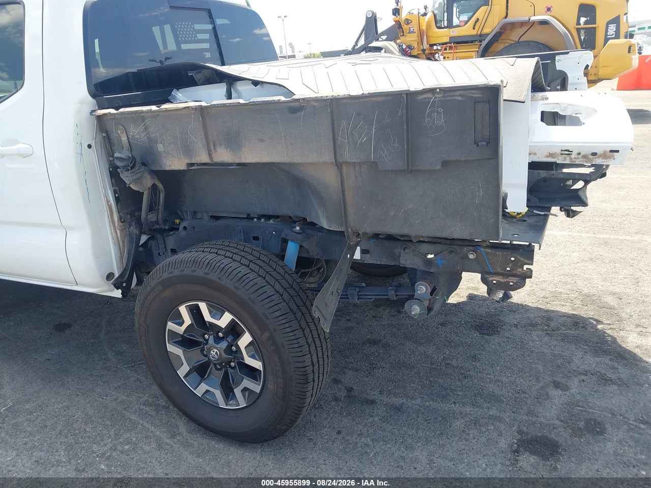 2023 TOYOTA TACOMA TRD OFF ROAD · 6/11