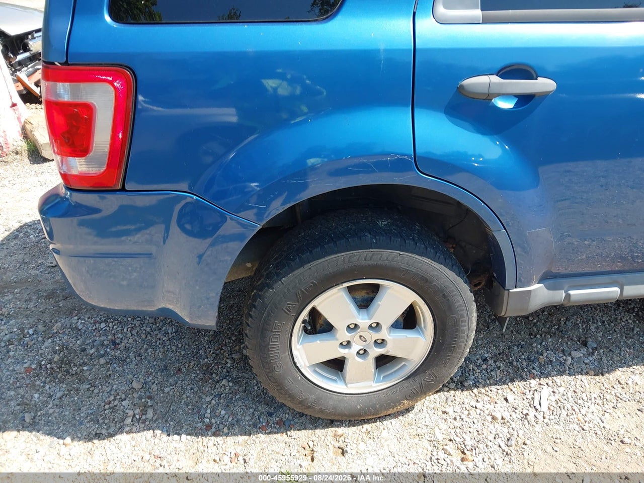 2010 FORD ESCAPE XLT · 6/11