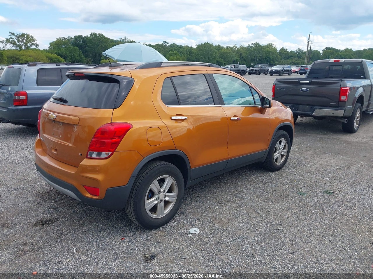 2017 CHEVROLET TRAX LT · 4/11