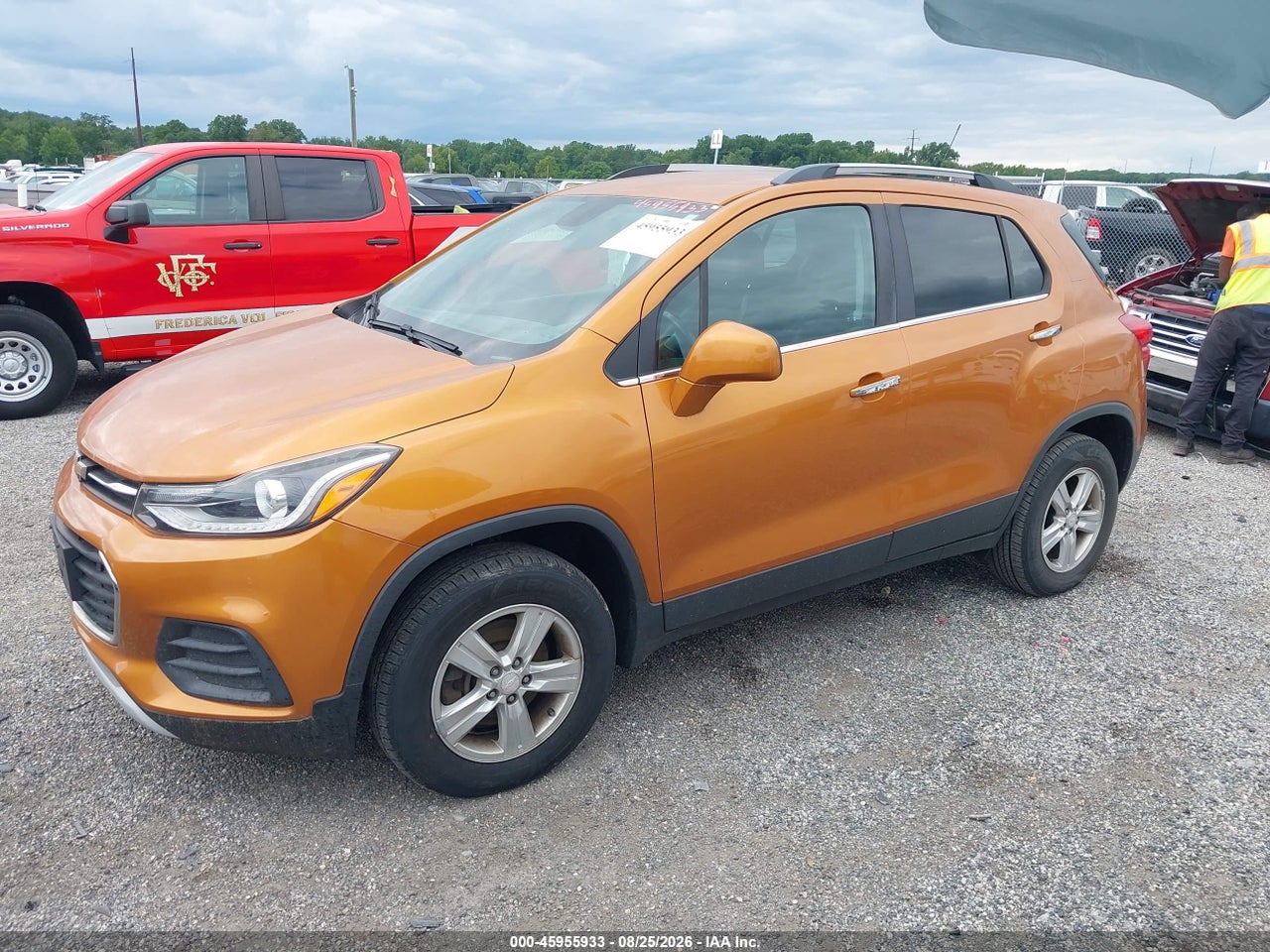 2017 CHEVROLET TRAX LT · 2/11