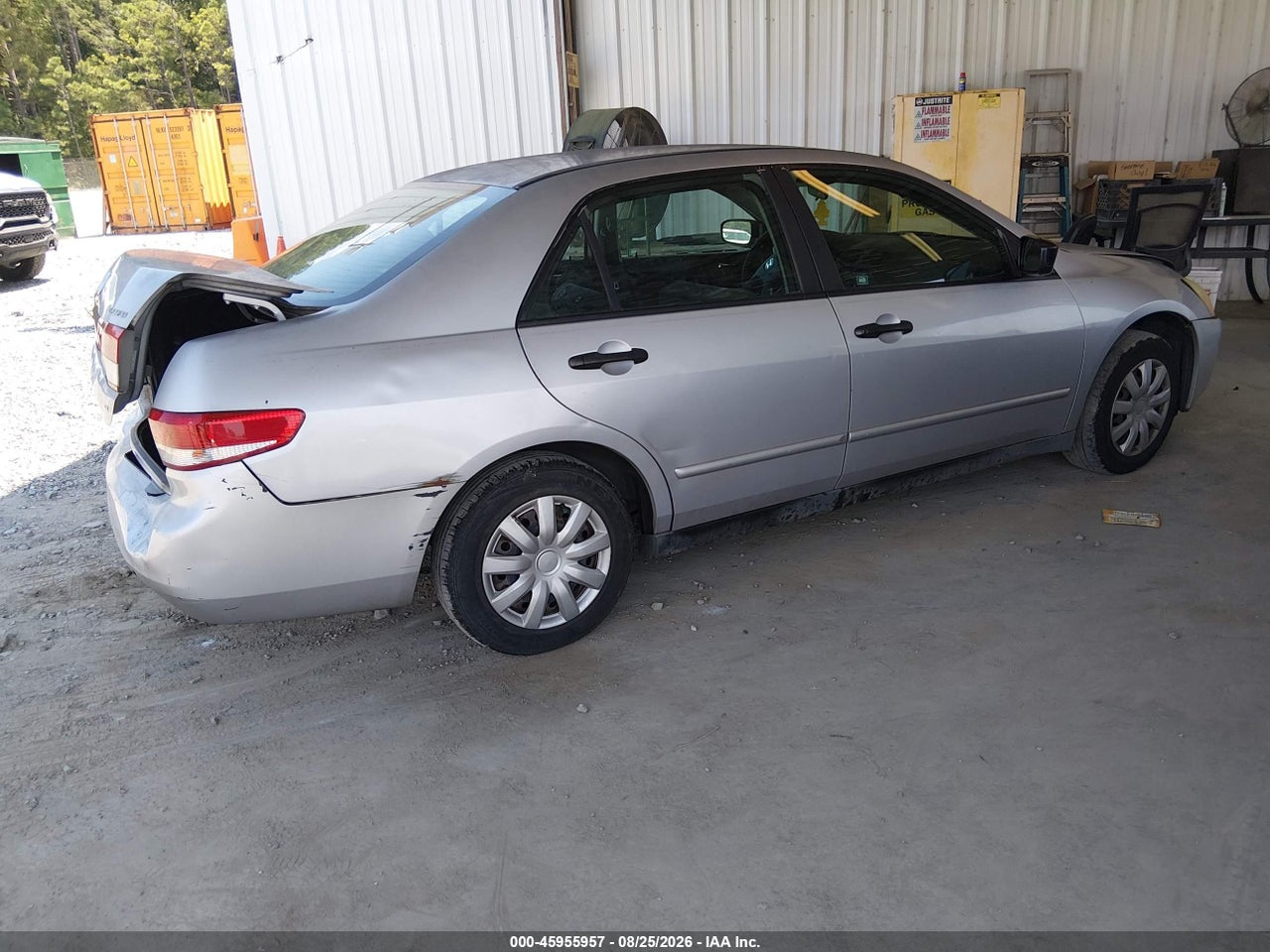 2004 HONDA ACCORD 2.4 DX · 4/11