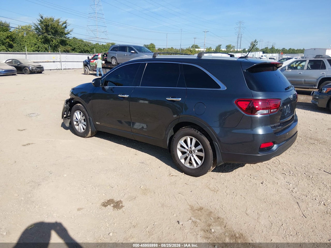2020 KIA SORENTO 2.4L LX · 3/11