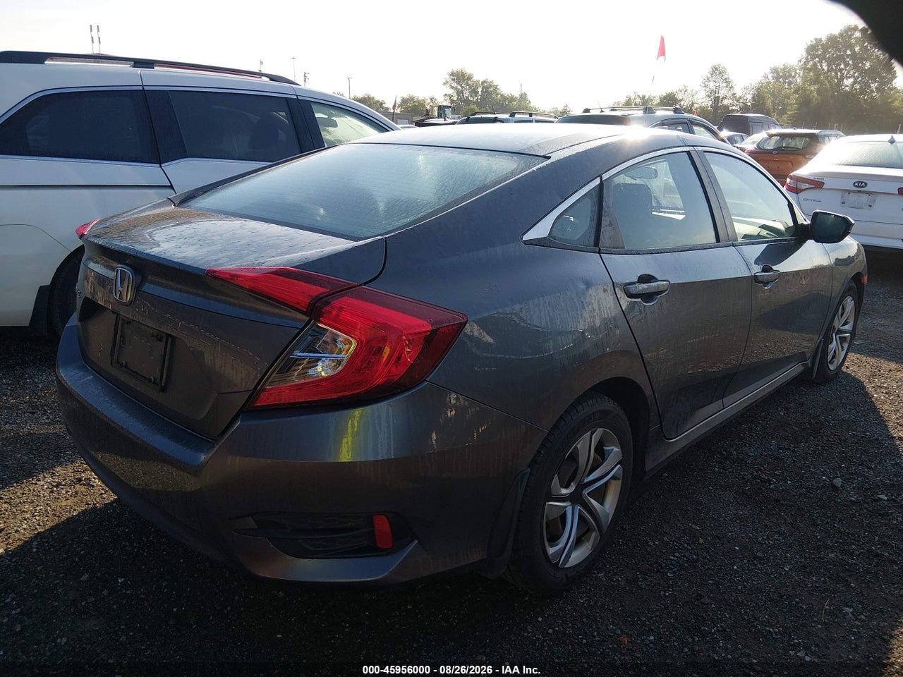 2016 HONDA CIVIC LX · 4/11