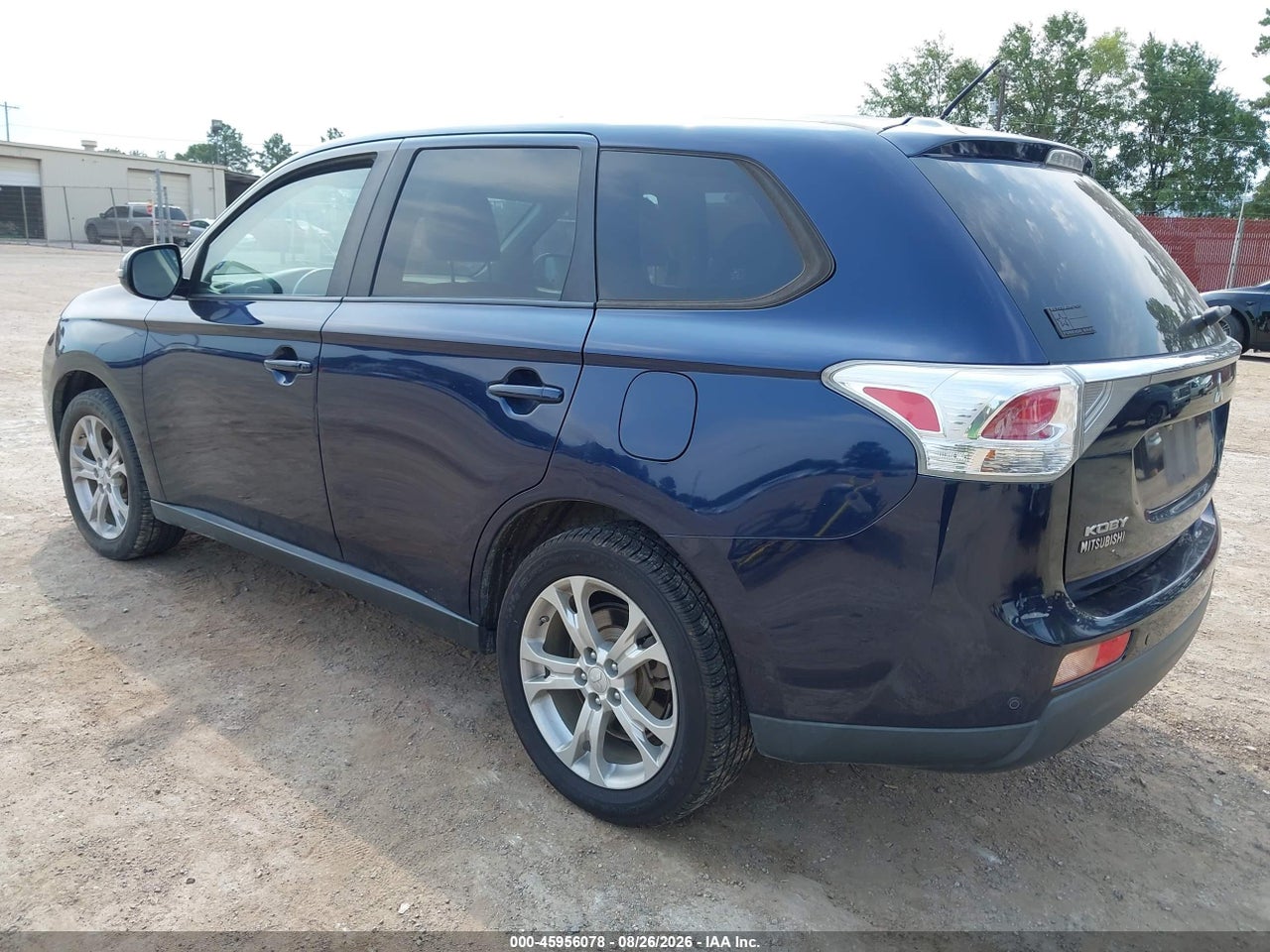 2014 MITSUBISHI OUTLANDER SE · 3/11