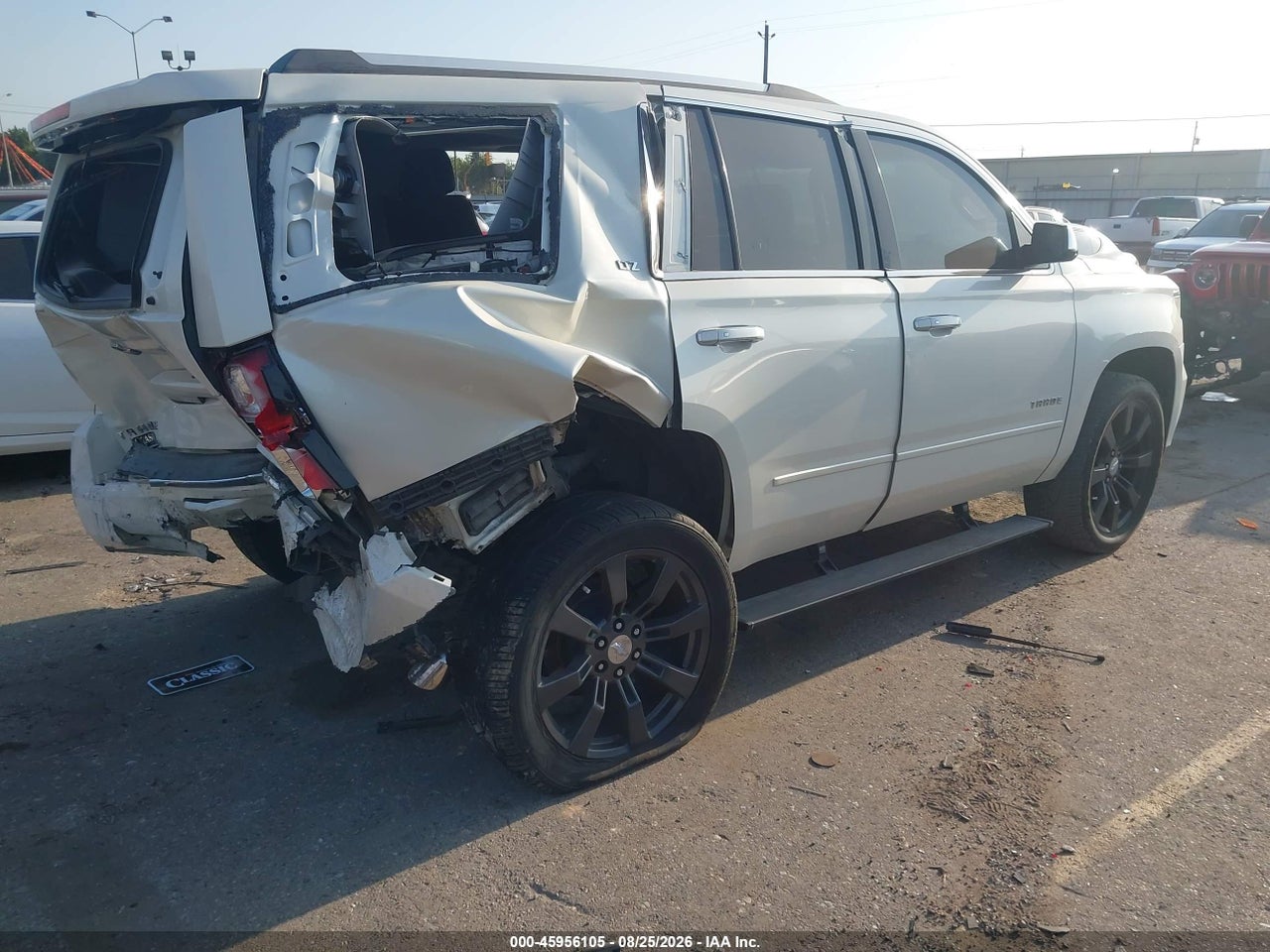 2015 CHEVROLET TAHOE LTZ · 4/10