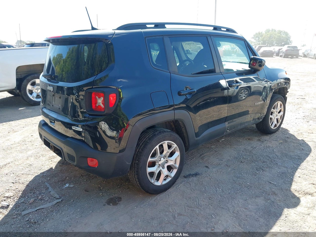 2018 JEEP RENEGADE LATITUDE 4X4 · 4/11
