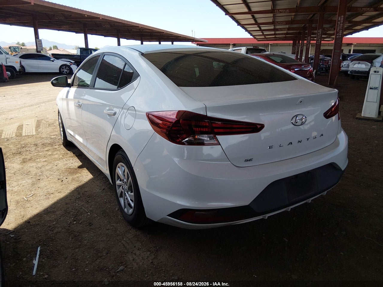 2020 HYUNDAI ELANTRA SE · 3/11