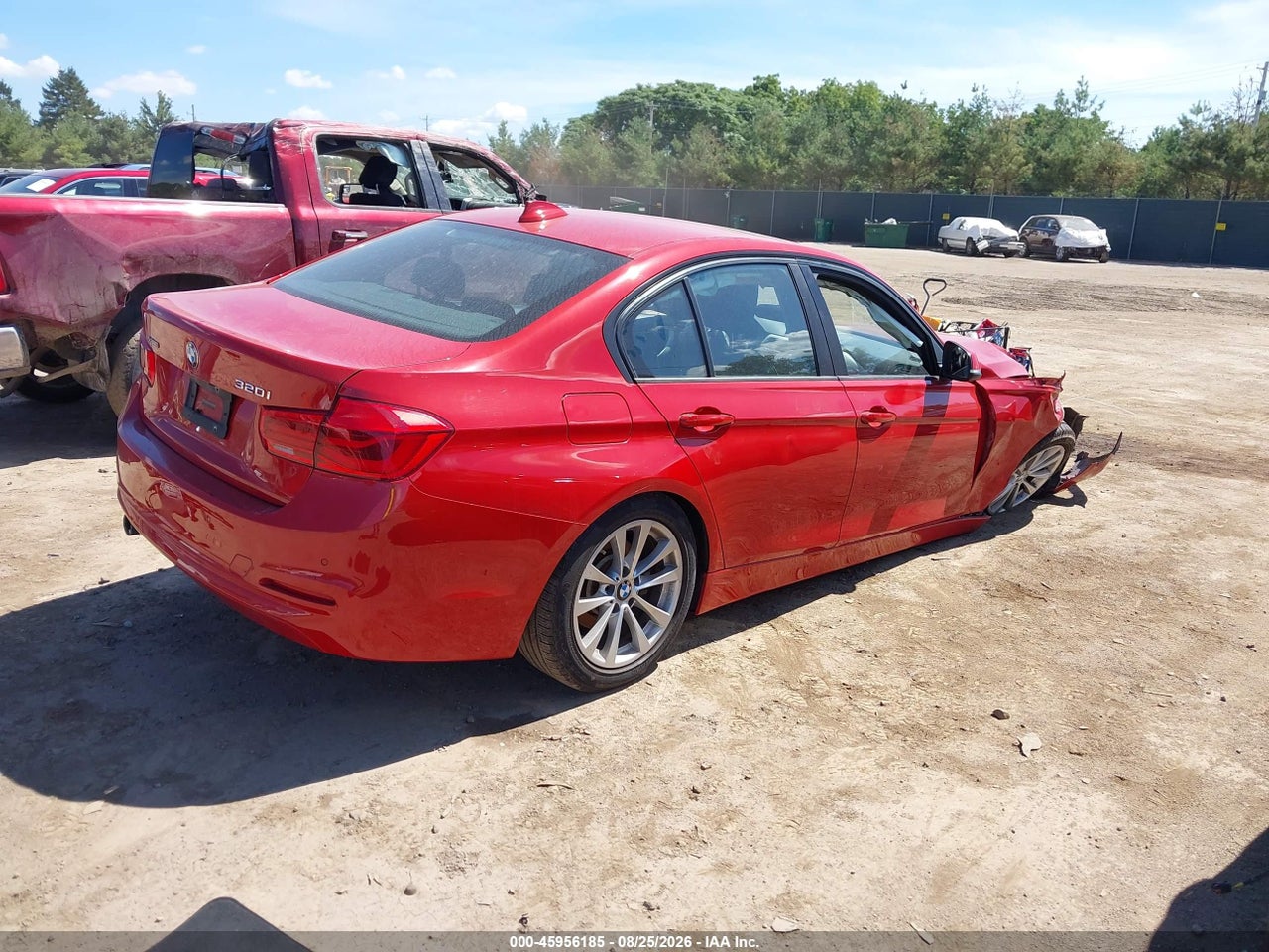 2017 BMW 320I XDRIVE · 4/10
