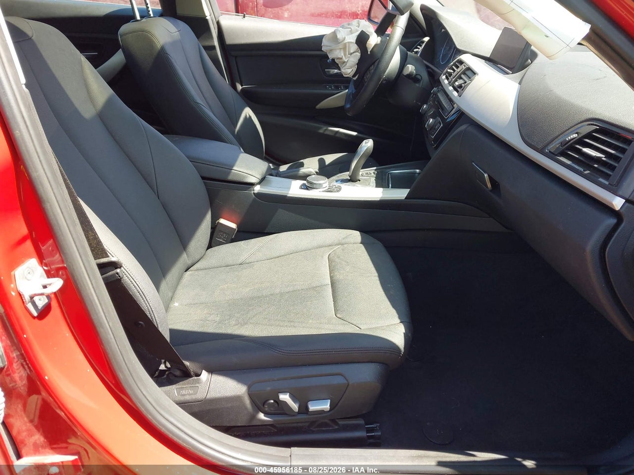 2017 BMW 320I XDRIVE · 5/10