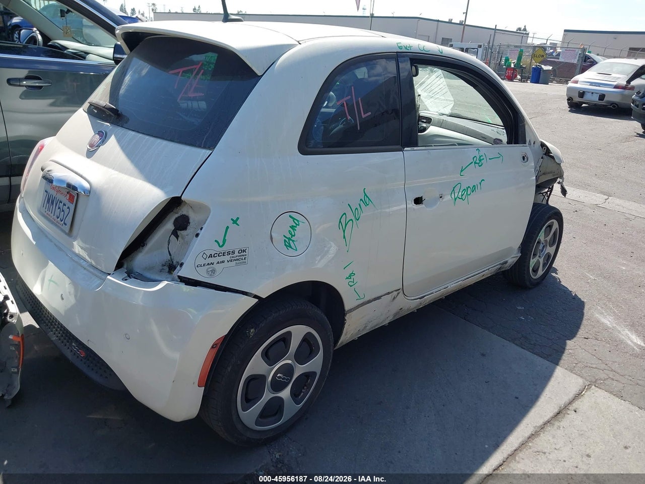 2015 FIAT 500E BATTERY ELECTRIC · 4/11