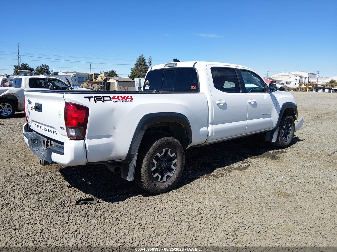 2019 TOYOTA TACOMA TRD OFF ROAD · 4/11